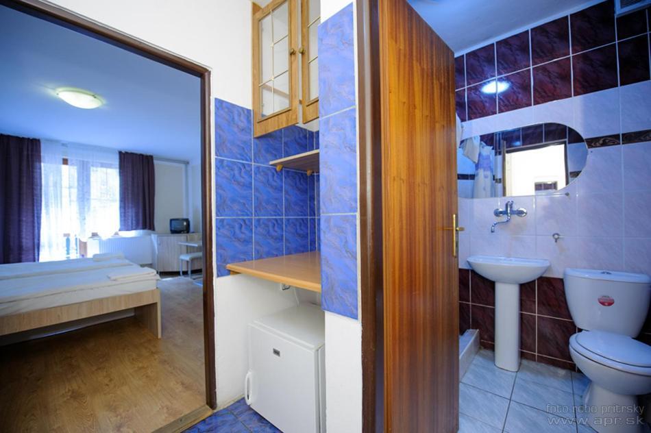 Horsky Hotel Eva Svätý Jur Εξωτερικό φωτογραφία